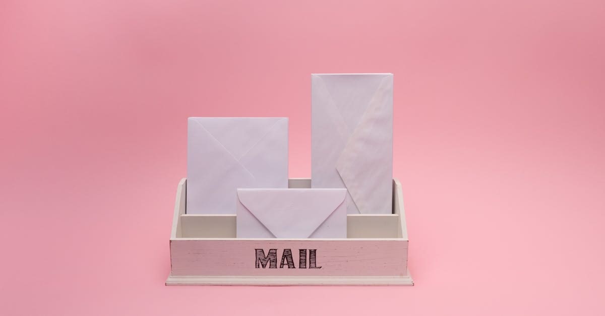 découvrez comment rédiger une lettre de motivation percutante qui capte l'attention des recruteurs. suivez nos conseils pratiques pour structurer votre lettre et mettre en avant vos compétences.